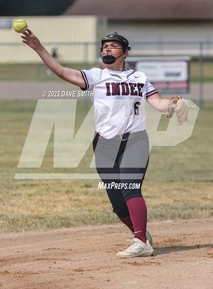 Thumbnail 3 in Independence vs Davenport West (West Delaware Invitational) photogallery.