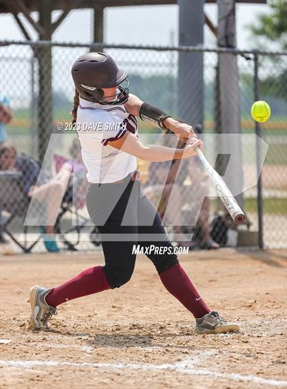 Thumbnail 1 in Independence vs Davenport West (West Delaware Invitational) photogallery.
