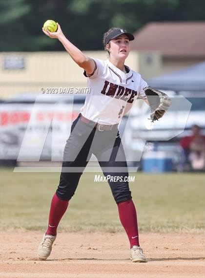 Thumbnail 2 in Independence vs Davenport West (West Delaware Invitational) photogallery.