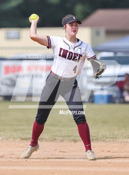 Thumbnail 1 in Independence vs Davenport West (West Delaware Invitational) photogallery.
