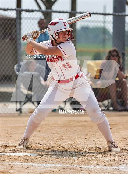 Thumbnail 1 in Independence vs Davenport West (West Delaware Invitational) photogallery.