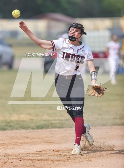 Thumbnail 3 in Independence vs Davenport West (West Delaware Invitational) photogallery.