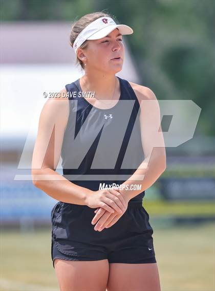 Thumbnail 1 in Independence vs Davenport West (West Delaware Invitational) photogallery.