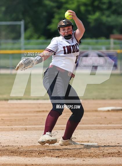 Thumbnail 1 in Independence vs Davenport West (West Delaware Invitational) photogallery.