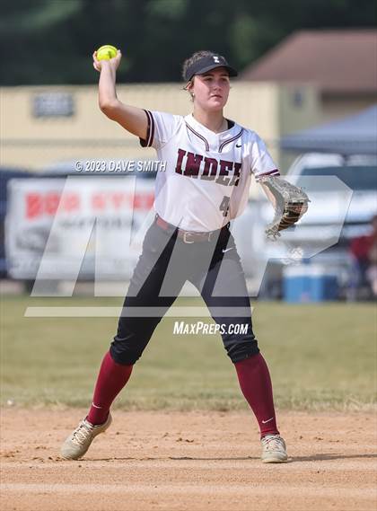 Thumbnail 3 in Independence vs Davenport West (West Delaware Invitational) photogallery.