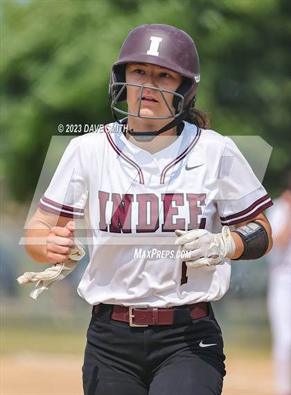 Thumbnail 1 in Independence vs Davenport West (West Delaware Invitational) photogallery.