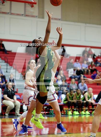 Thumbnail 3 in Birdville vs Grapevine photogallery.