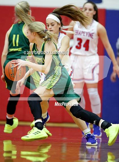 Thumbnail 2 in Birdville vs Grapevine photogallery.