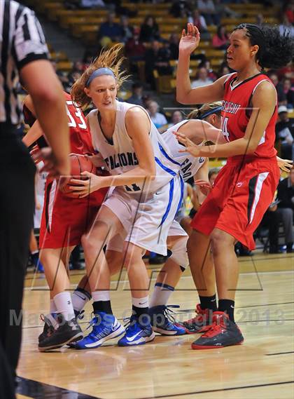 Thumbnail 1 in Regis Jesuit vs. Highlands Ranch (CHSAA 5A Final) photogallery.