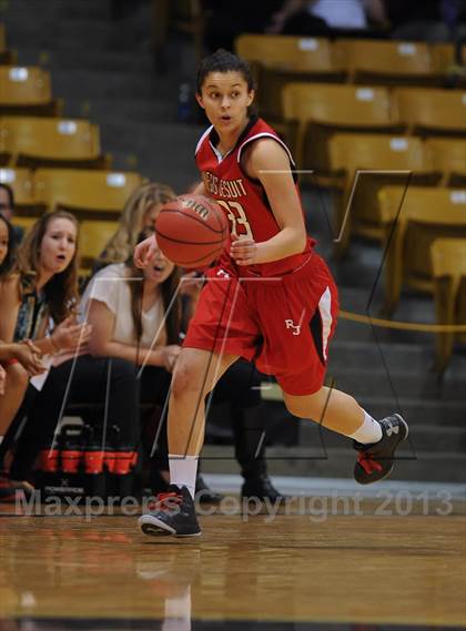 Thumbnail 1 in Regis Jesuit vs. Highlands Ranch (CHSAA 5A Final) photogallery.
