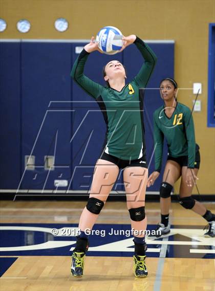 Thumbnail 2 in Enochs vs. Mission San Jose (Dougherty Valley Tournament) photogallery.