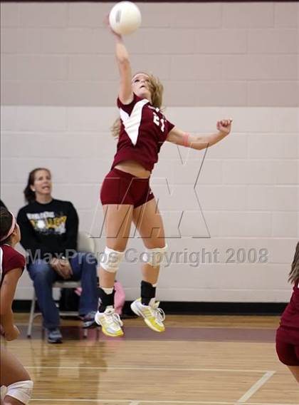 Thumbnail 2 in Deer Park vs. Amarillo (Nike Volleyball Classic) photogallery.