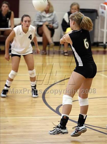 Thumbnail 2 in Deer Park vs. Amarillo (Nike Volleyball Classic) photogallery.