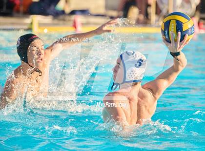 Thumbnail 2 in Clovis vs. Redwood (CIF NorCal Division 2 Regional Final) photogallery.