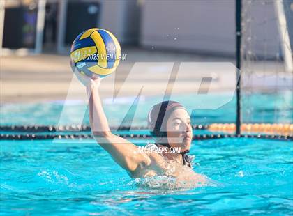 Thumbnail 2 in Clovis vs. Redwood (CIF NorCal Division 2 Regional Final) photogallery.