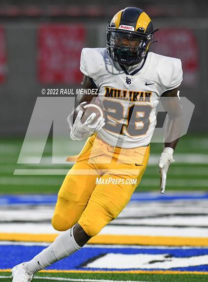 Thumbnail 3 in Millikan vs Santa Ana (Saints) @ Santa Ana photogallery.