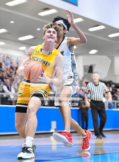 Thumbnail 3 in McKinney @ Coppell Region 1 Bi-District Playoff photogallery.