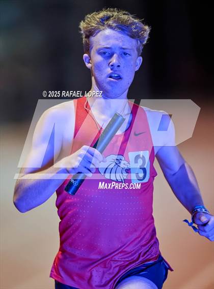Thumbnail 3 in Eagle No Tax Relays (4x800M) photogallery.
