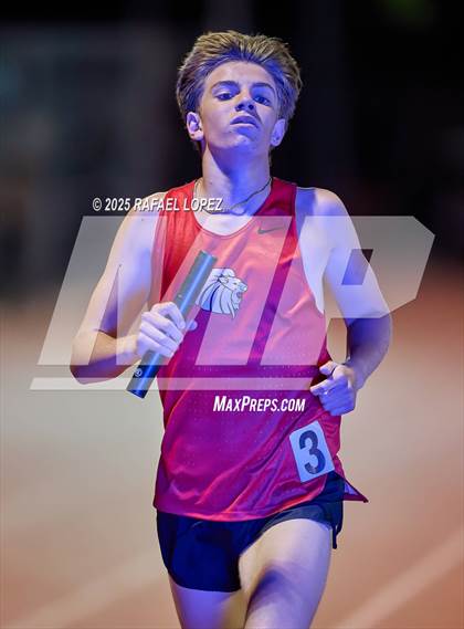 Thumbnail 1 in Eagle No Tax Relays (4x800M) photogallery.