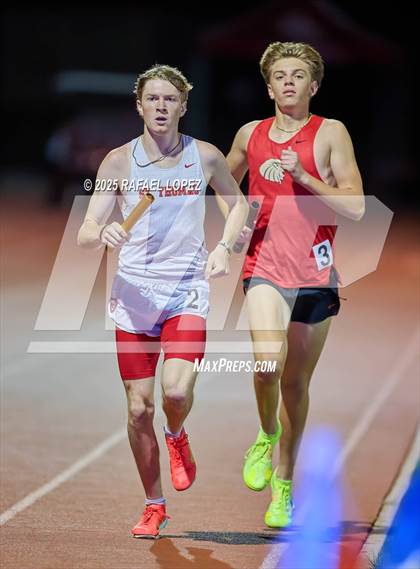 Thumbnail 2 in Eagle No Tax Relays (4x800M) photogallery.