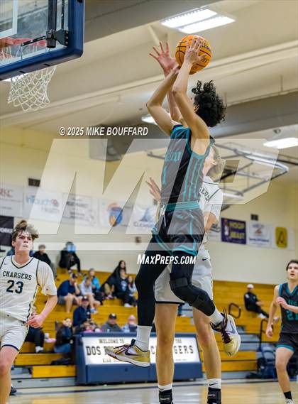 Thumbnail 3 in Aliso Niguel vs Dos Pueblos (CIF-SS D2A Round 1 Playoff) photogallery.