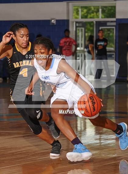 Thumbnail 2 in Sam Rayburn vs. Brennan (McDonald's Texas Invitational) photogallery.