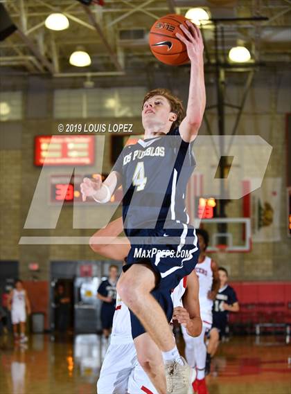 Thumbnail 1 in Orange Lutheran vs. Dos Pueblos (Nike Extravaganza) photogallery.