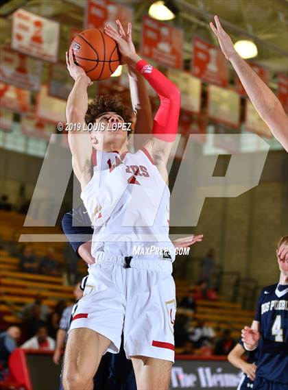 Thumbnail 1 in Orange Lutheran vs. Dos Pueblos (Nike Extravaganza) photogallery.
