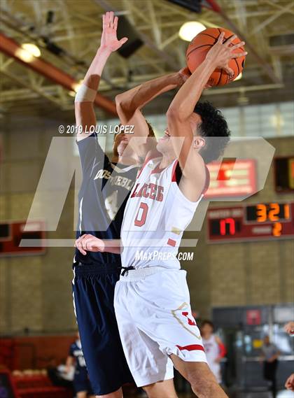 Thumbnail 2 in Orange Lutheran vs. Dos Pueblos (Nike Extravaganza) photogallery.