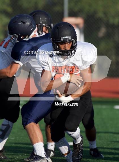 Thumbnail 3 in Medina Valley vs. Boerne-Champion photogallery.