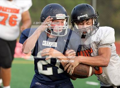 Thumbnail 2 in Medina Valley vs. Boerne-Champion photogallery.