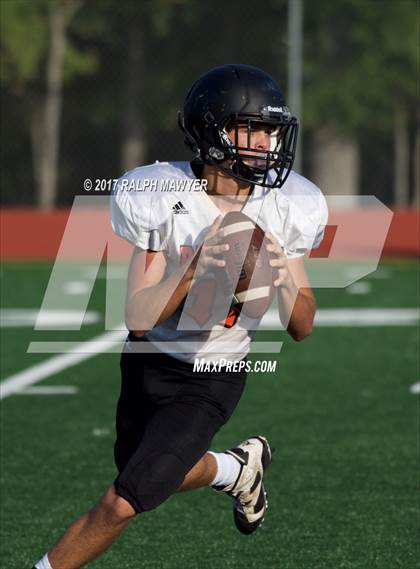 Thumbnail 2 in Medina Valley vs. Boerne-Champion photogallery.