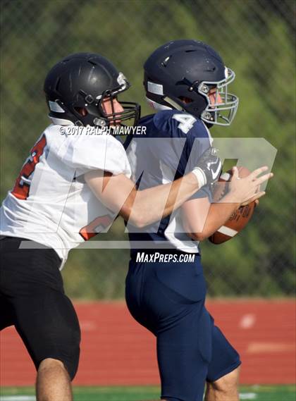 Thumbnail 1 in Medina Valley vs. Boerne-Champion photogallery.