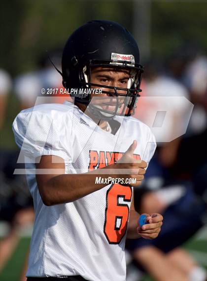 Thumbnail 3 in Medina Valley vs. Boerne-Champion photogallery.