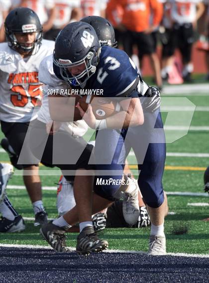 Thumbnail 1 in Medina Valley vs. Boerne-Champion photogallery.