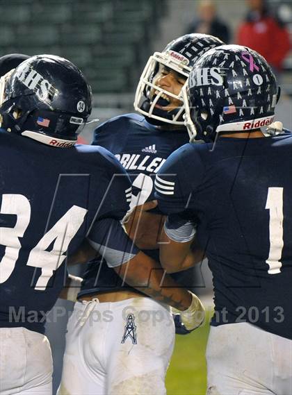 Thumbnail 3 in Del Oro vs. Bakersfield (CIF State D1 Final) photogallery.