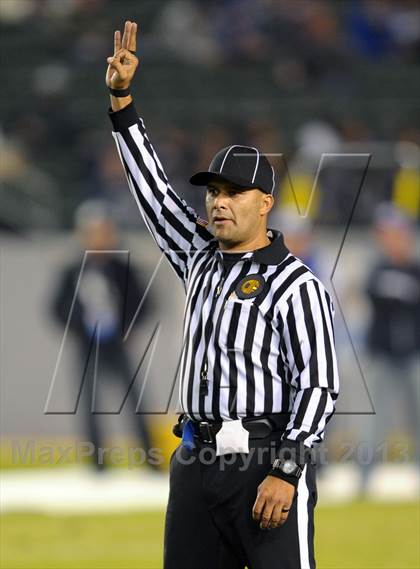 Thumbnail 1 in Del Oro vs. Bakersfield (CIF State D1 Final) photogallery.