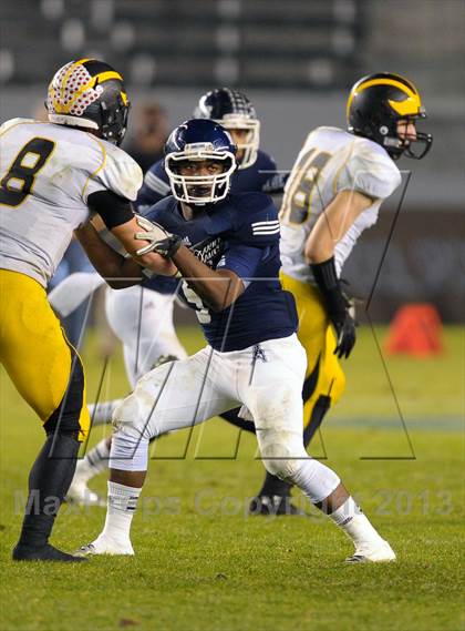Thumbnail 3 in Del Oro vs. Bakersfield (CIF State D1 Final) photogallery.