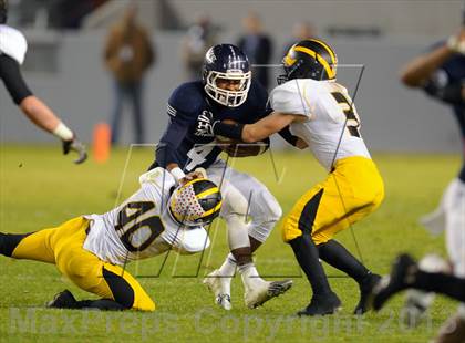 Thumbnail 2 in Del Oro vs. Bakersfield (CIF State D1 Final) photogallery.