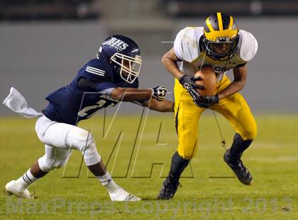 Thumbnail 2 in Del Oro vs. Bakersfield (CIF State D1 Final) photogallery.