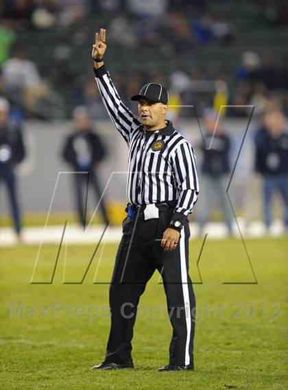 Thumbnail 2 in Del Oro vs. Bakersfield (CIF State D1 Final) photogallery.