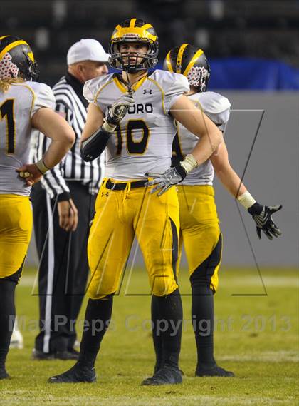 Thumbnail 1 in Del Oro vs. Bakersfield (CIF State D1 Final) photogallery.