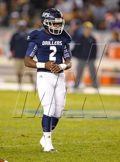 Thumbnail 1 in Del Oro vs. Bakersfield (CIF State D1 Final) photogallery.
