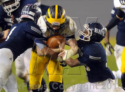 Thumbnail 1 in Del Oro vs. Bakersfield (CIF State D1 Final) photogallery.