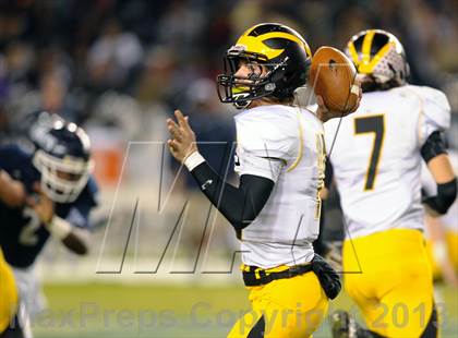 Thumbnail 1 in Del Oro vs. Bakersfield (CIF State D1 Final) photogallery.