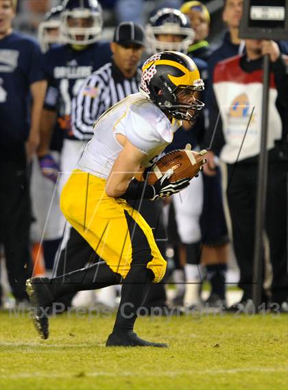 Thumbnail 1 in Del Oro vs. Bakersfield (CIF State D1 Final) photogallery.