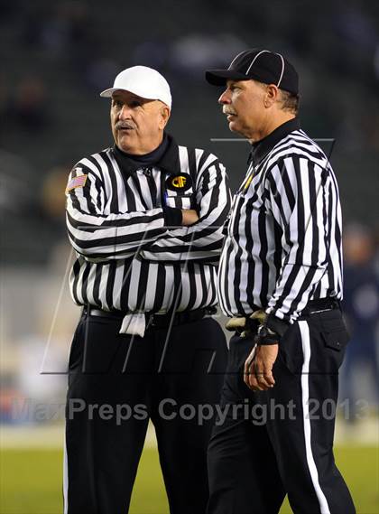 Thumbnail 1 in Del Oro vs. Bakersfield (CIF State D1 Final) photogallery.