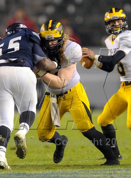 Thumbnail 3 in Del Oro vs. Bakersfield (CIF State D1 Final) photogallery.