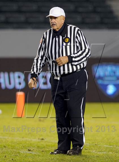 Thumbnail 3 in Del Oro vs. Bakersfield (CIF State D1 Final) photogallery.