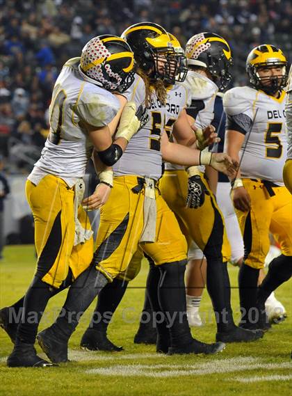 Thumbnail 3 in Del Oro vs. Bakersfield (CIF State D1 Final) photogallery.
